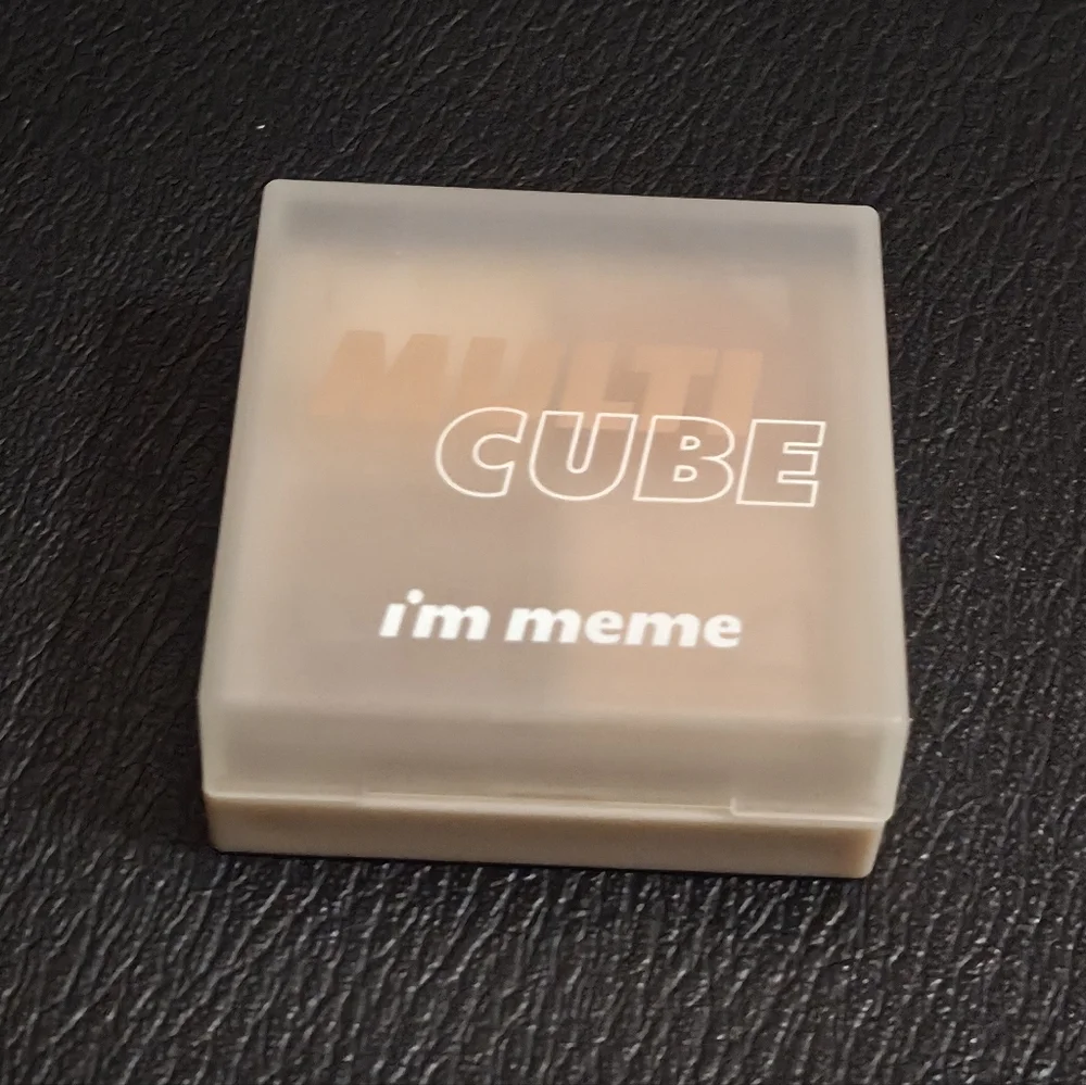 Juy 4th SALE- I'M MEME Multi Cube 4 Eyeshadow & 2 Blush Colors